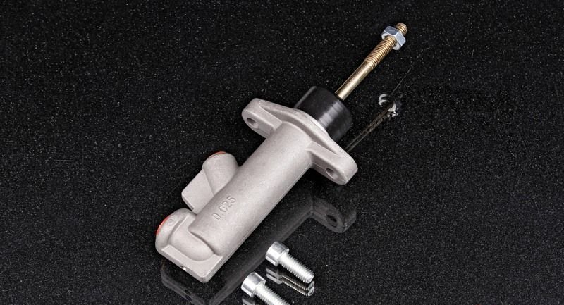 Цилиндр главный тормозной ход 0,625" универсальный (алюминиевый)