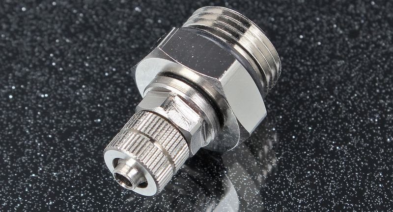 AQUAMIST Фитинг адаптер для подключения насоса водометанольной системы к шлангу 6 мм, под резьбу 3/8" BSPM 806-558