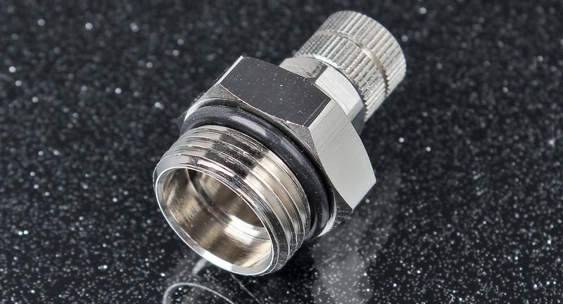 AQUAMIST Фитинг адаптер для подключения насоса водометанольной системы к шлангу 6 мм, под резьбу 3/8" BSPM 806-558