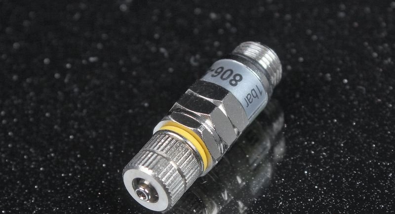 AQUAMIST Форсунка впрыска воды / метанола с клапаном 0,4 мм (140сс) под шланг 4 мм для direct-port установок 806-501C/816-501C