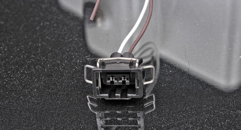 AEM Бак для водо-метанольной смеси 1,15 галлон = 5,2 литра с противоотливом V2 и датчиком уровня воды / метанола 30-3325