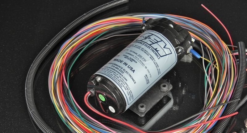 AEM Система впрыска метанола / воды V2 Multi-Input Water/Methanol без бака 30-3352