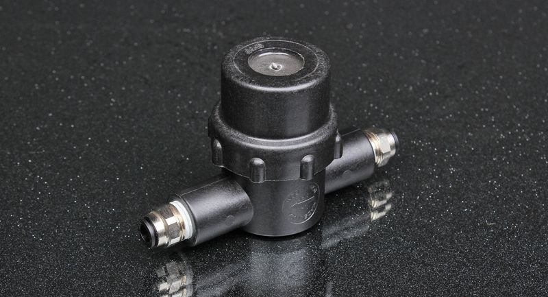 AEM Фильтр для системы впрыска метанола / воды 30-3003