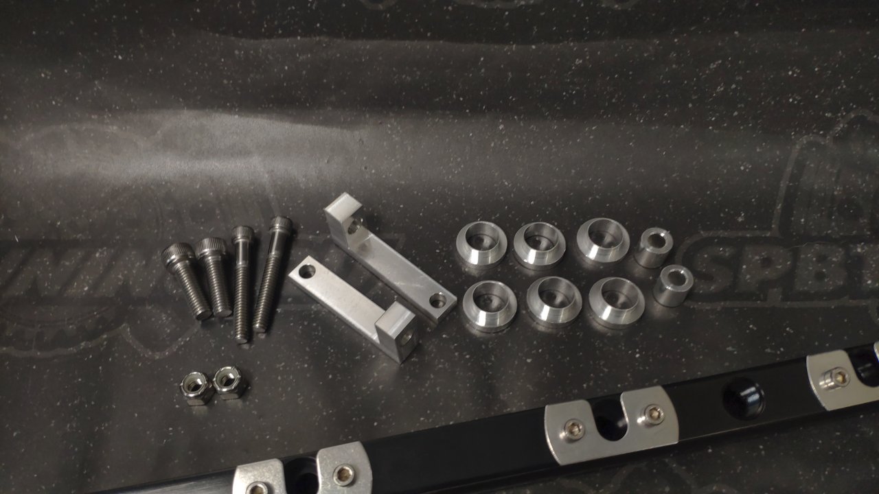 Топливная рейка Toyota 2JZ, черная