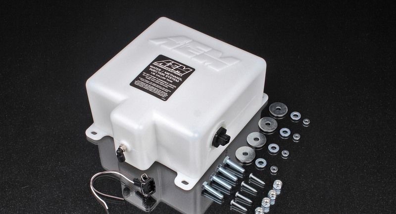 AEM Бак для водо-метанольной смеси 1,15 галлон = 5,2 литра с противоотливом V2 и датчиком уровня воды / метанола 30-3325