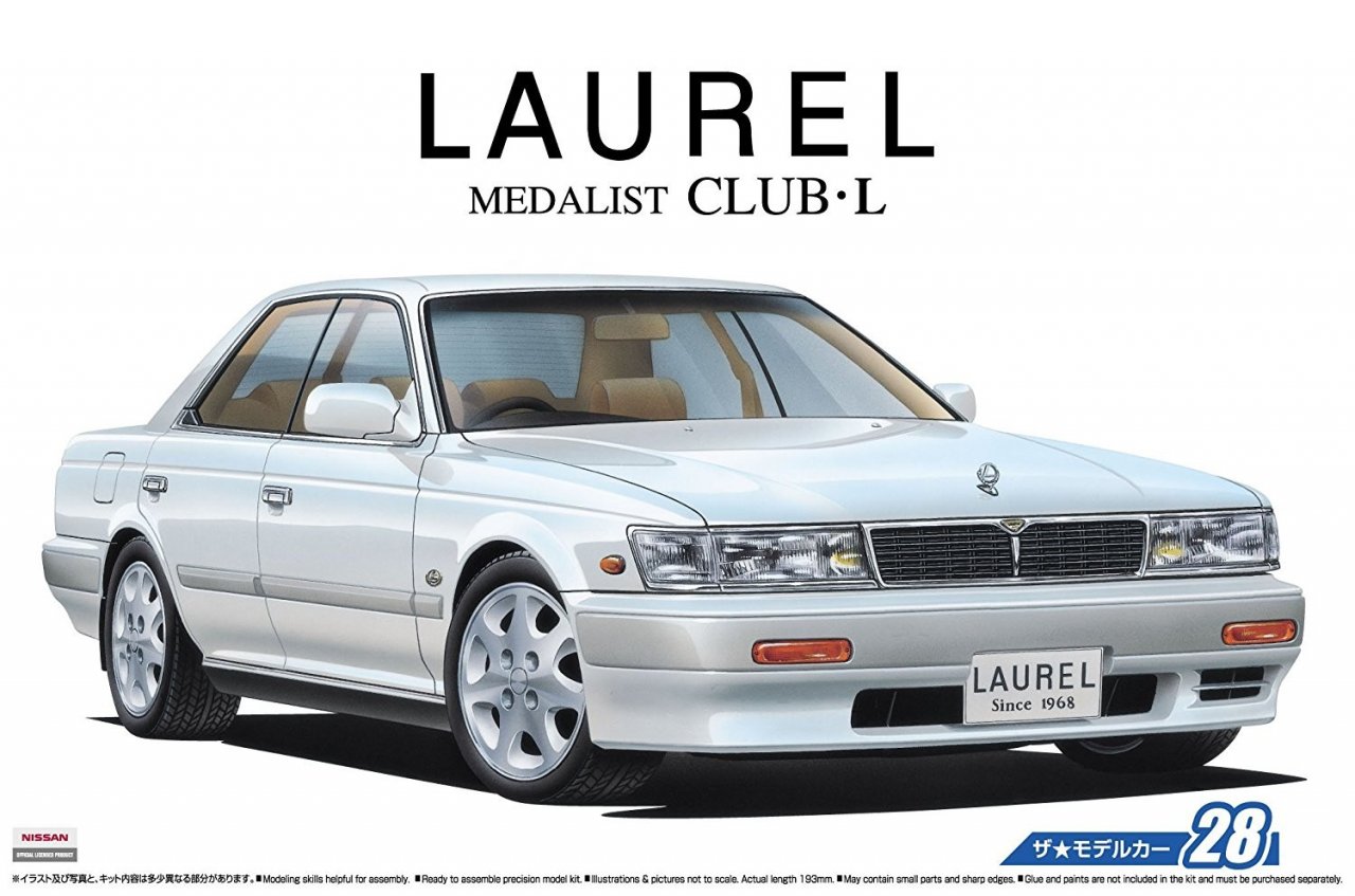 Сборная модель NISSAN HC33 LAUREL MEDALIST CLUB S `91