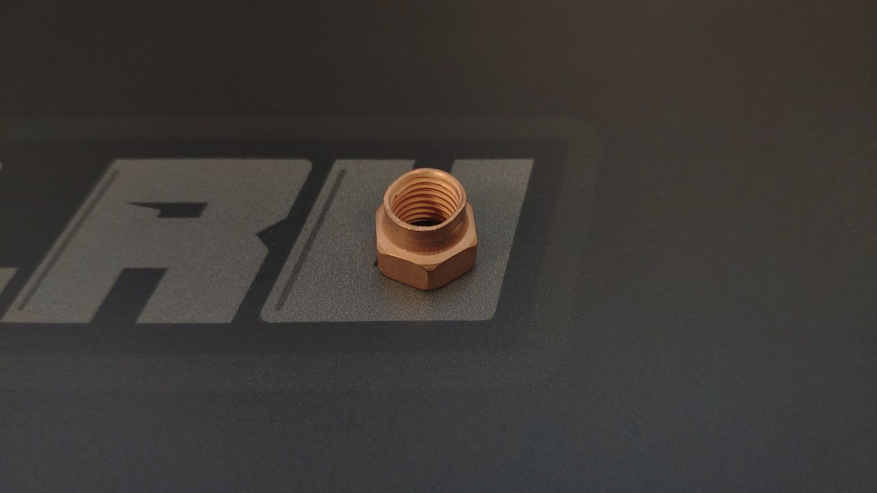 Гайка выпускного коллектора М10*1,25 (медь)