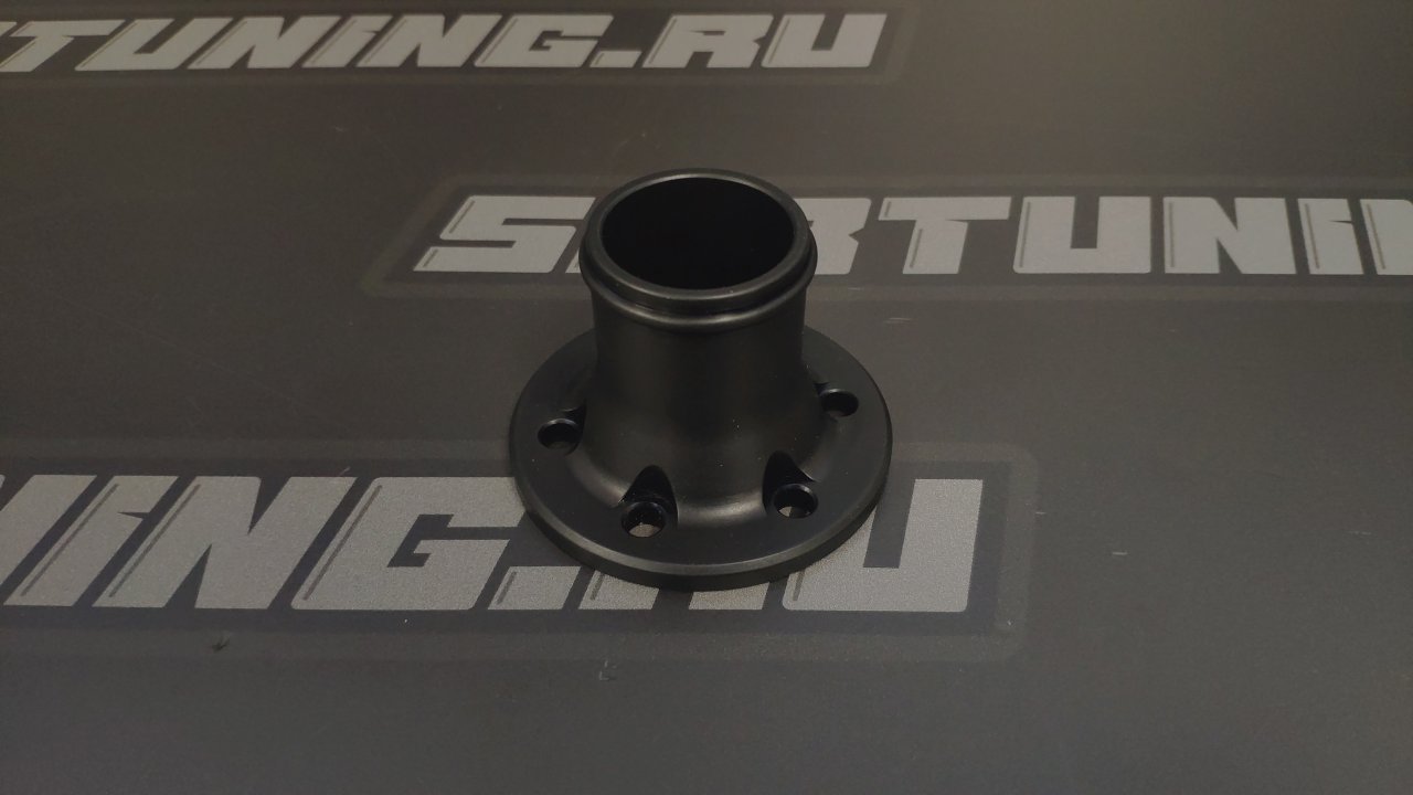 Горловина топливного бака универсальная 38мм