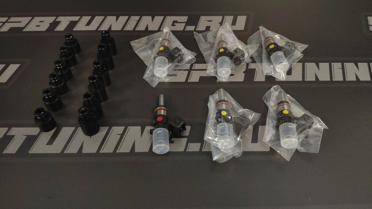 Топливные форсунки Bosch 980сс с адаптерами