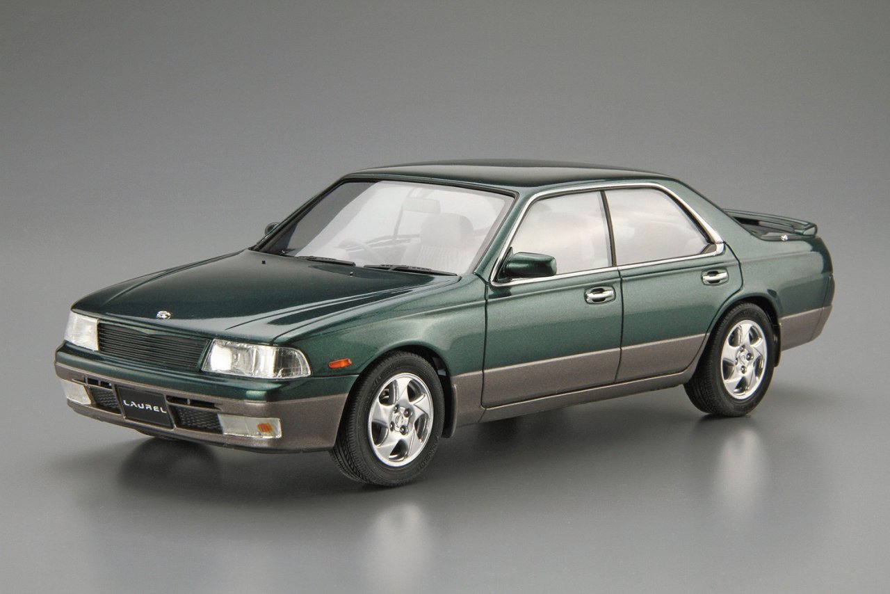 Сборная модель Aoshima NISSAN GC34 LAUREL MEDALIST V / CLUB S '93