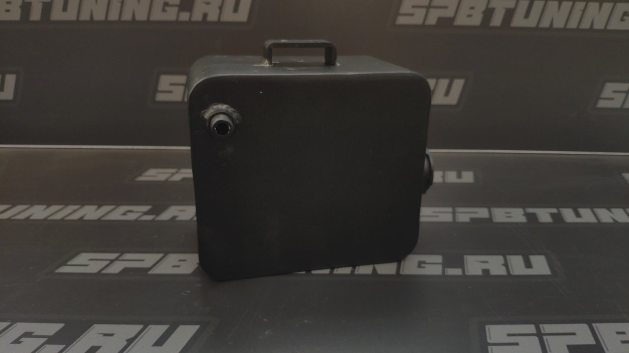 Расширительный бачок универсальный 2,5л