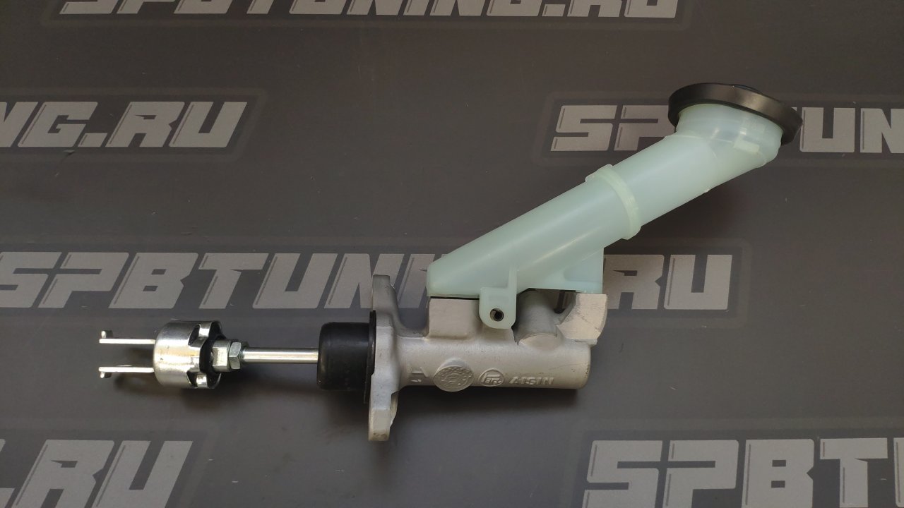Главный цилиндр сцепления R154 Toyota
