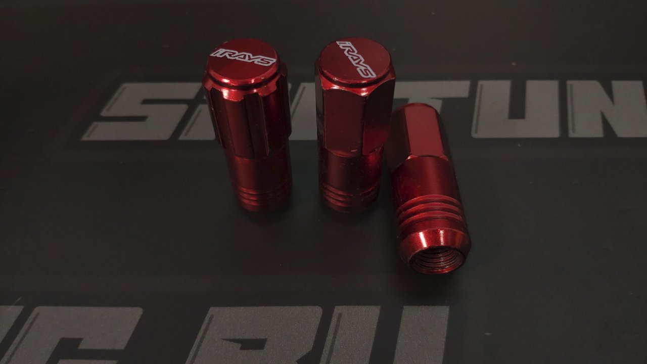 Гайки колесные Rays style M12*1.5, высота - 55мм, красные