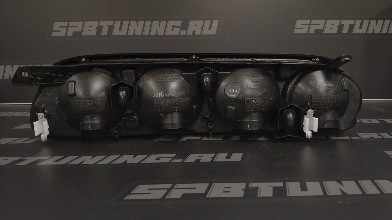 Фонарь задний левый Toyota Supra JZA80 (оригинал)