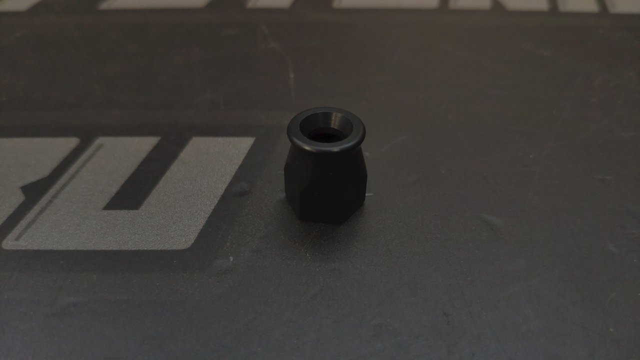 Фитинг мама AN3 D-03 алюминий черный, под опрессовку, Goodridge