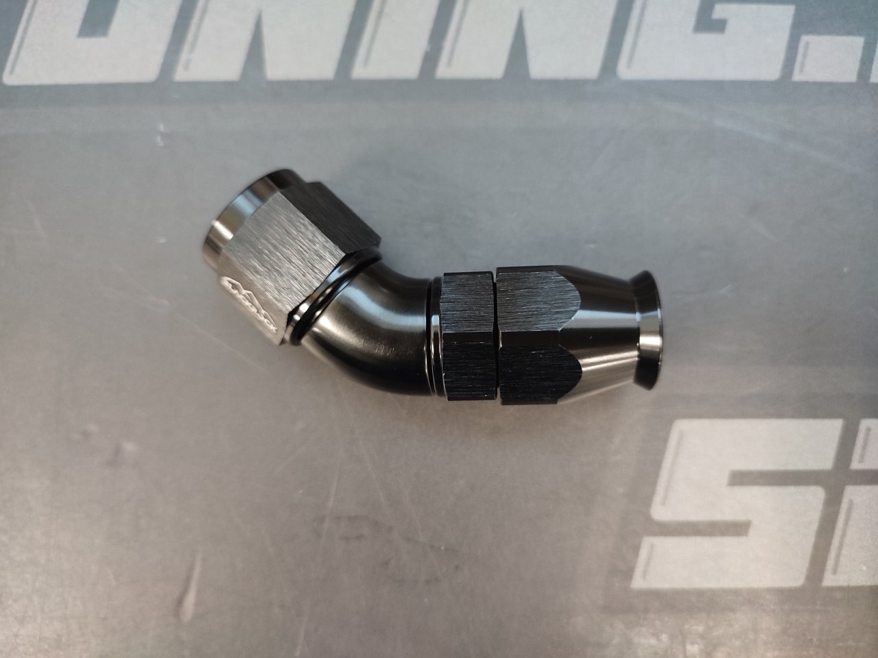 Фитинг полнопоточный AN8 45° Full Flow для тефлонового шланга PTFE