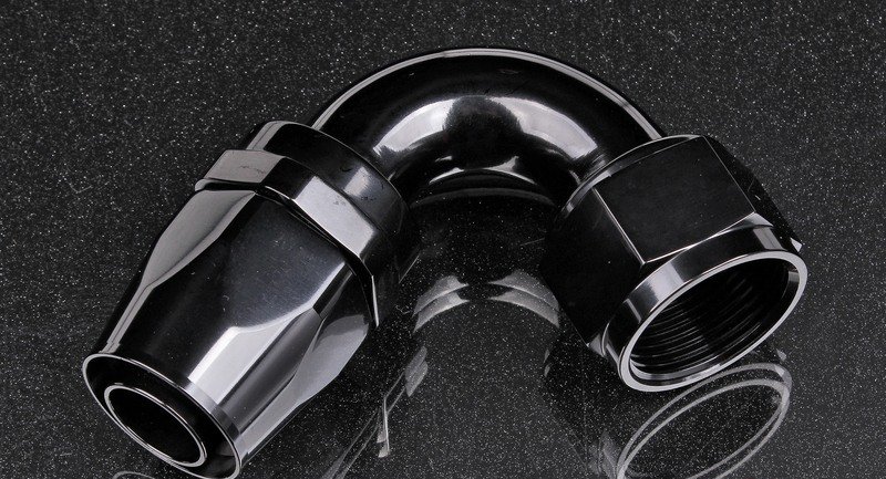 Фитинг AN16 120° под шланг AN, черный