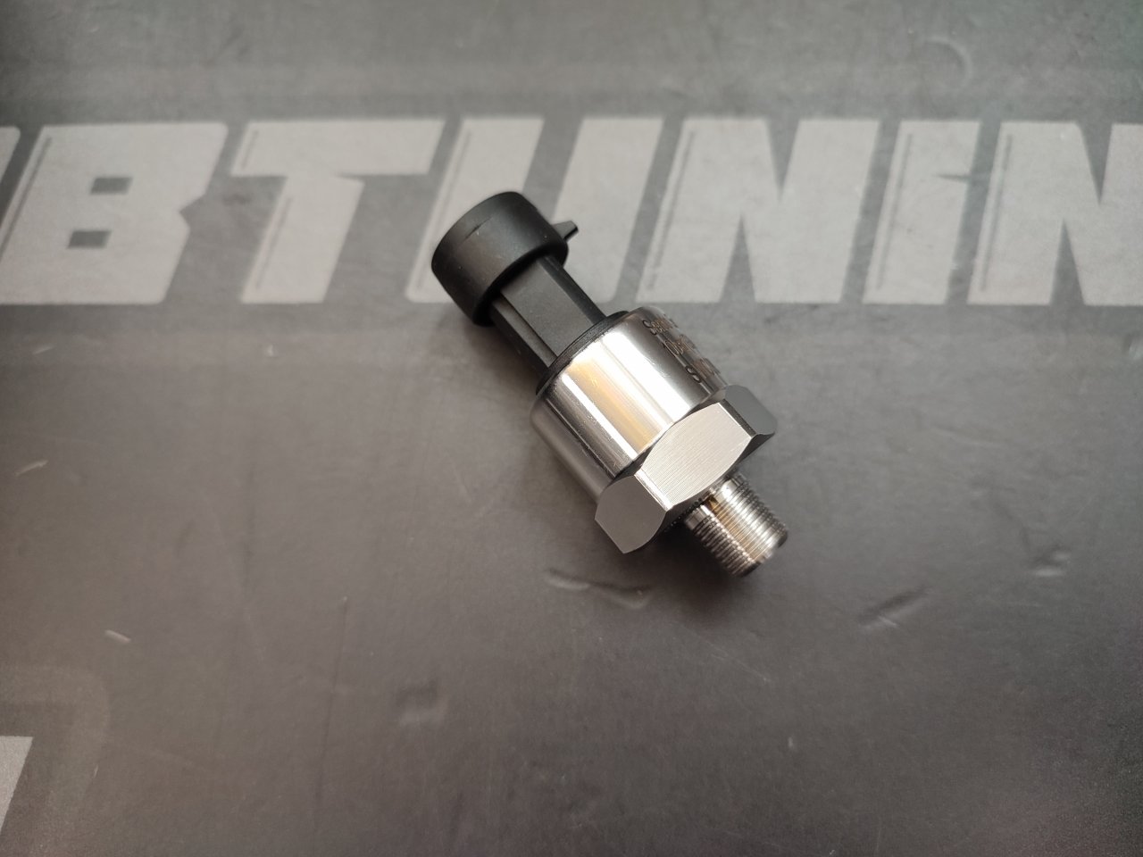 Сенсор давления 0-10 бар (масло/топливо)