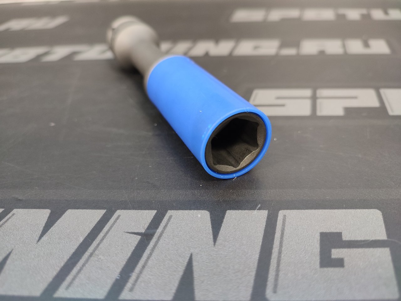 Jonnesway Головка торцевая ударная тонкостенная глубокая для колесных дисков 17 мм