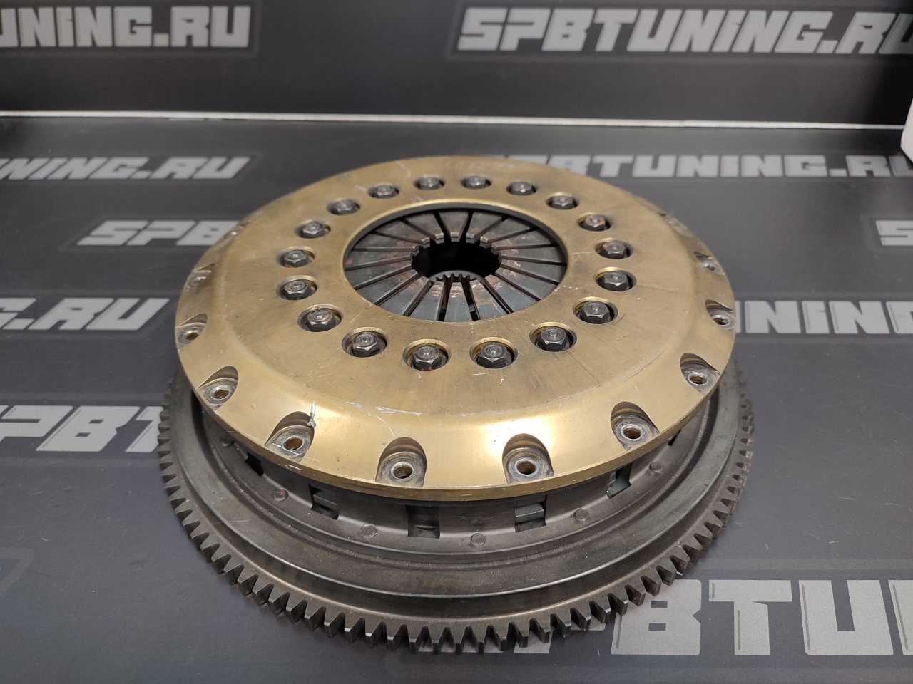 Сцепление OS GIKEN 2JZ-GTE, R серия 3-х дисковая керамика (R3C) R154 + комплект выжима (б/у)