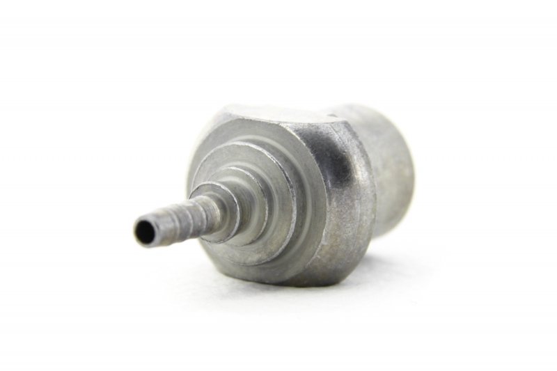 Фитинг мама M10*1 под обратный конус, под ключ 17mm D-03 сталь, под опрессовку S767-03-31Z