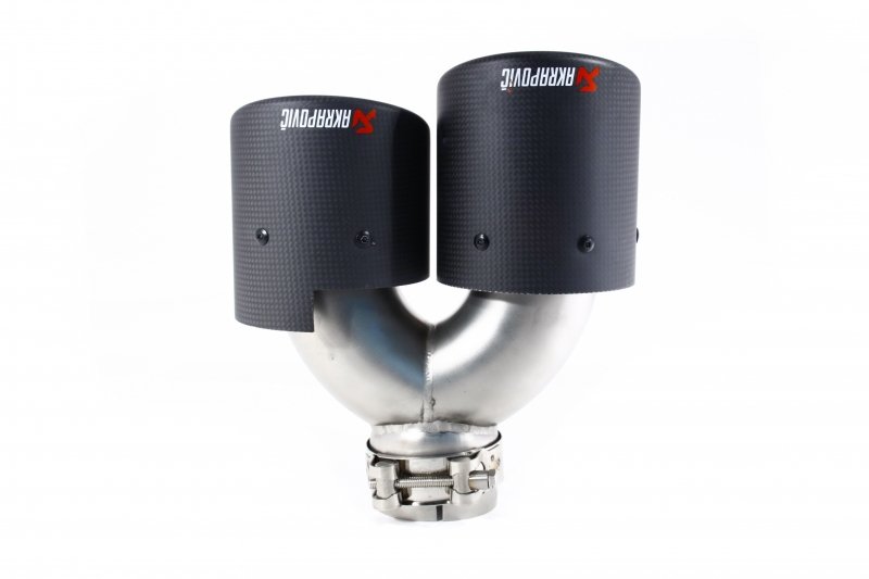 Насадка на глушитель, двойная, AKRAPOVIC style карбон, D посадочный 63 мм / наруж 101 мм, ПРАВ.