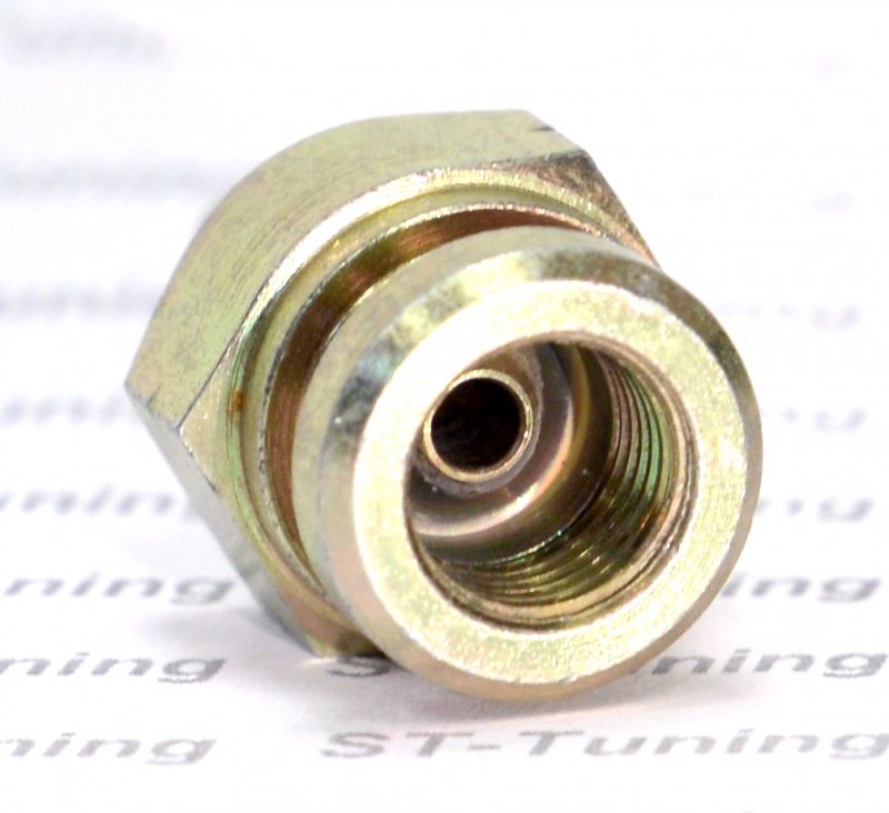 Фитинг мама M10*1 под обратный конус, Toyota, под ключ 19mm D-03 сталь, под опрессовку S762-03-31Z