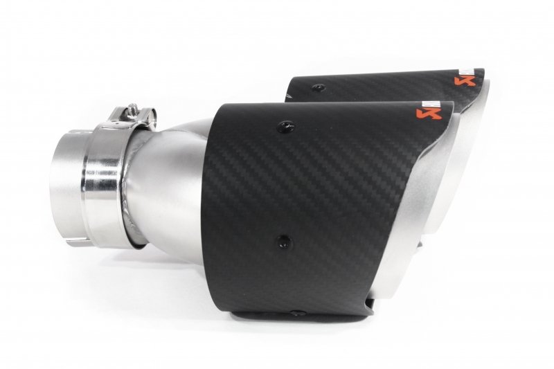 Насадка на глушитель, двойная, AKRAPOVIC EVO style карбон, D посадочный 63 мм / наруж 101 мм, ЛЕВАЯ,