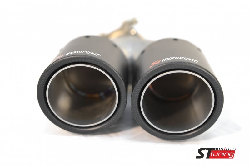 Насадка на глушитель, двойная, AKRAPOVIC карбон, D посадочный 57 мм / наруж 90 мм, ЛЕВАЯ
