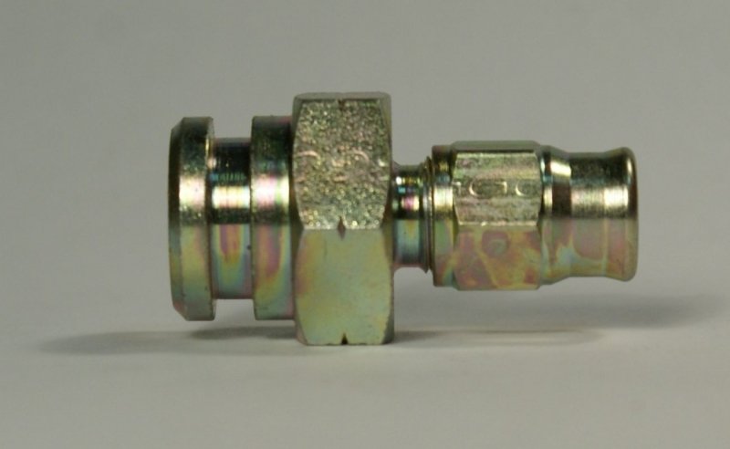 Фитинг мама M10*1,25 под прямой конус, под ключ 19mm D-03 сталь 758-03-32P, Goodridge