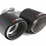 Насадка на глушитель, двойная, AKRAPOVIC EVO style карбон, D посадочный 63 мм / наруж 101 мм, ЛЕВАЯ,