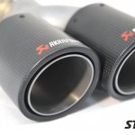 Насадка на глушитель, двойная, AKRAPOVIC карбон, D посадочный 63 мм / наруж 90 мм, ЛЕВАЯ,