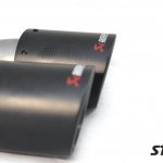 Насадка на глушитель, двойная, AKRAPOVIC карбон, D посадочный 63 мм / наруж 90 мм, ЛЕВАЯ,