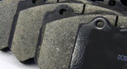 КОМПЛЕКТ ПЕРЕД. Тормозные диски DBA 42632S T3+колодки DC brakes STR.S JEEP GRAND CHEROKEE SRT8 09->