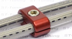 Сепаратор шлангов D-03 (в силиконе) красный Goodridge PHS-03DR-CF