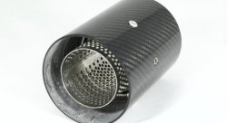 Насадка на глушитель, дизайн M Performance, карбон, D посадочный 62 мм / D наруж 90 мм крепеж винтом