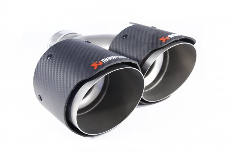Насадка на глушитель, двойная, AKRAPOVIC EVO карбон, D посадочный 57 мм / наруж 101 мм, ПРАВ.