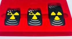 Накладки на педали MOMO atomic MT