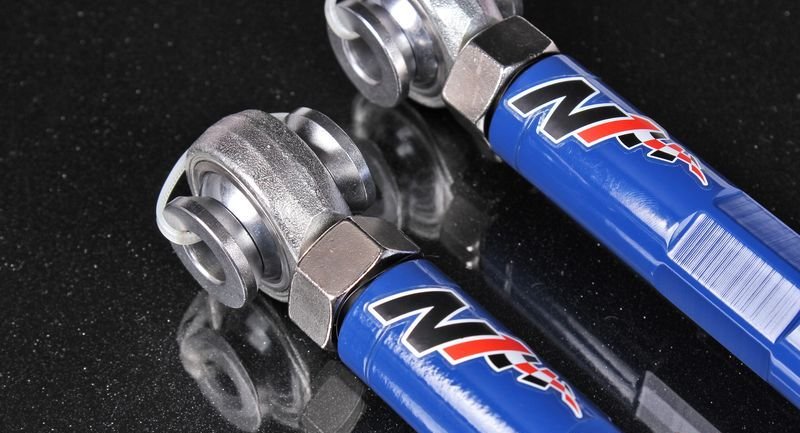 Рычаги задние регулируемые MAZDA 3 / Ford Focus Rear Toe Arms