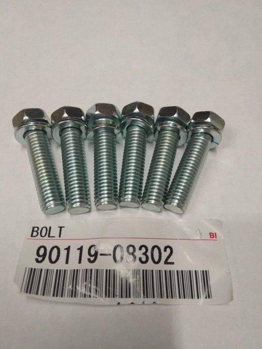 Болт корзины сцепления R154 Toyota