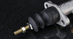 Цилиндр главный тормозной WILWOOD диаметр 0.700" / ход 1,4" универсальный (алюминиевый) 3/8-24"