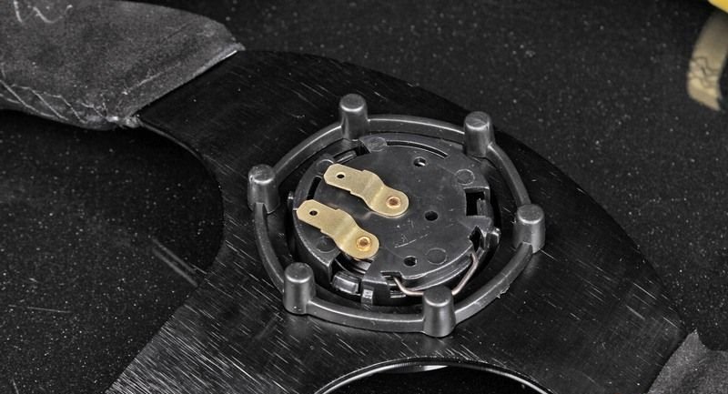 Руль 355 мм, нулевой вылет, замша, черная нить