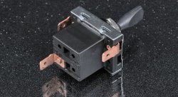 Тумблер 2 положения, 4 контакта