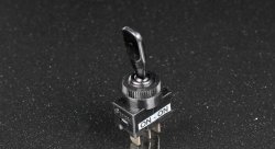 Тумблер 2 положения, герметичный, 3 контакта