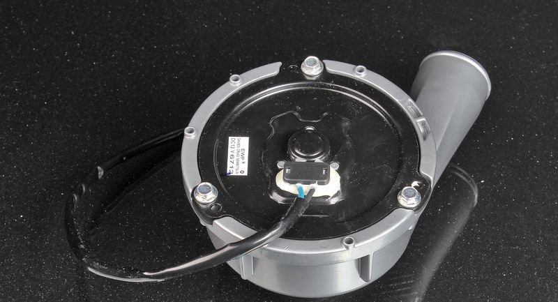 Электро-помпа системы охлаждения 150 л/мин универсальная, 12V без установочного комплекта DAVIES CRAIG