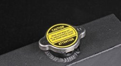 Бак расширительный, универсальный, черный