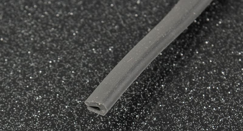 Профиль уплотнительный П-образный