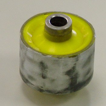 Сайлентблок полиуретановый передней подвески, продольной реактивной тяги Skyline