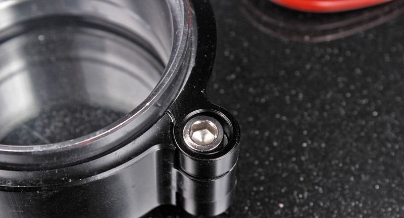 Хомут V-Band (HD Clamp) 63 мм (2.5") + 2 алюминиевых фланца, для впускных систем