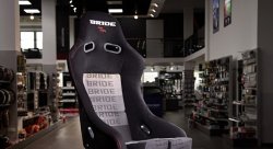 Кресло + салазки НЕРЕГУЛИРУЕМОЕ черное, Lowmax MR